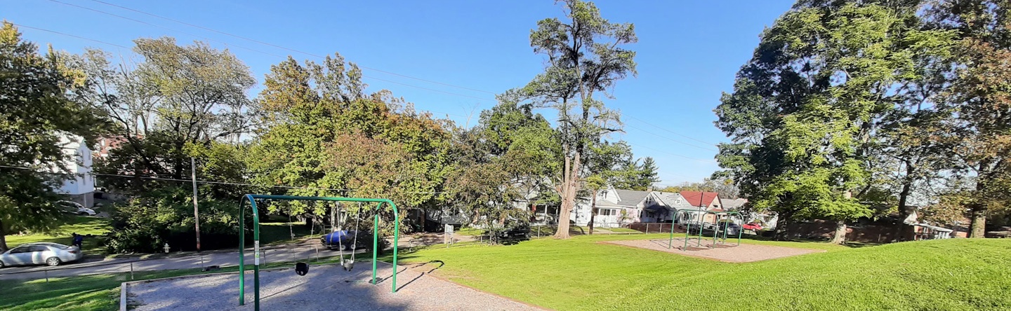 Swing Sets at Mayfield Park