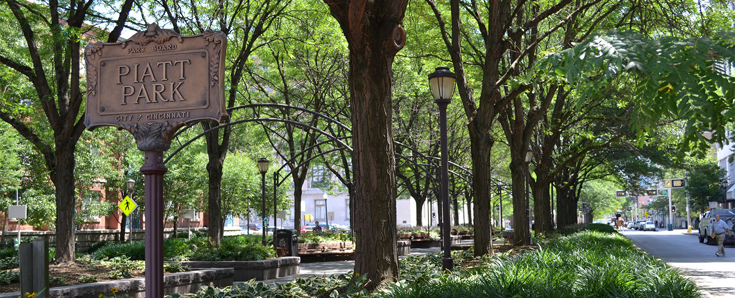 Piatt Park Entrance Sign