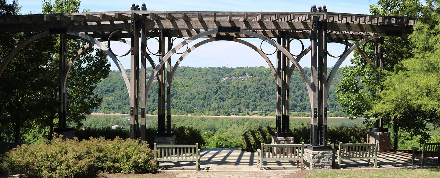 Overlook Pergola At Alms Park