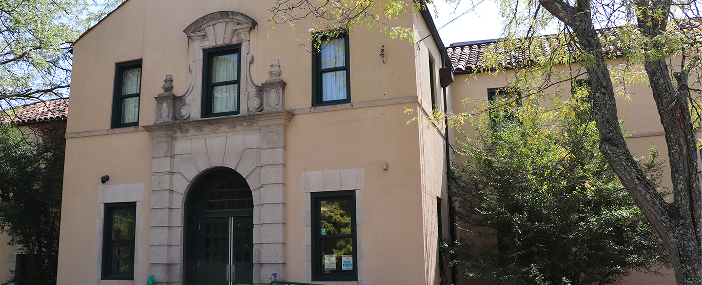 Dunham Exterior