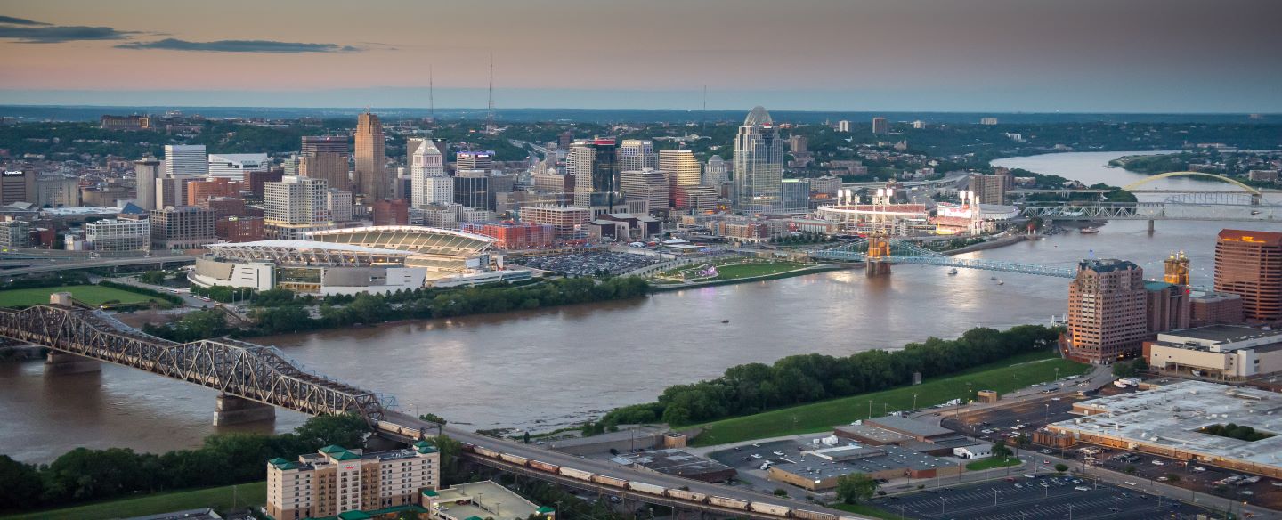 Cincinnati_Skyline_w_BSB