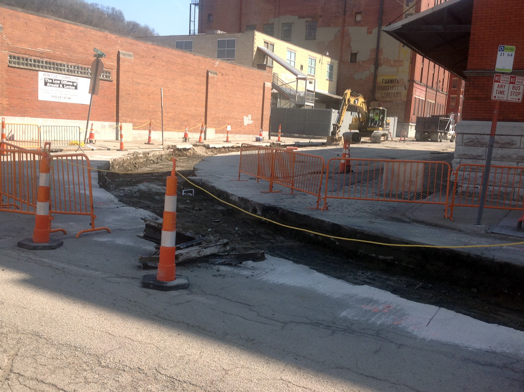 Curved trench